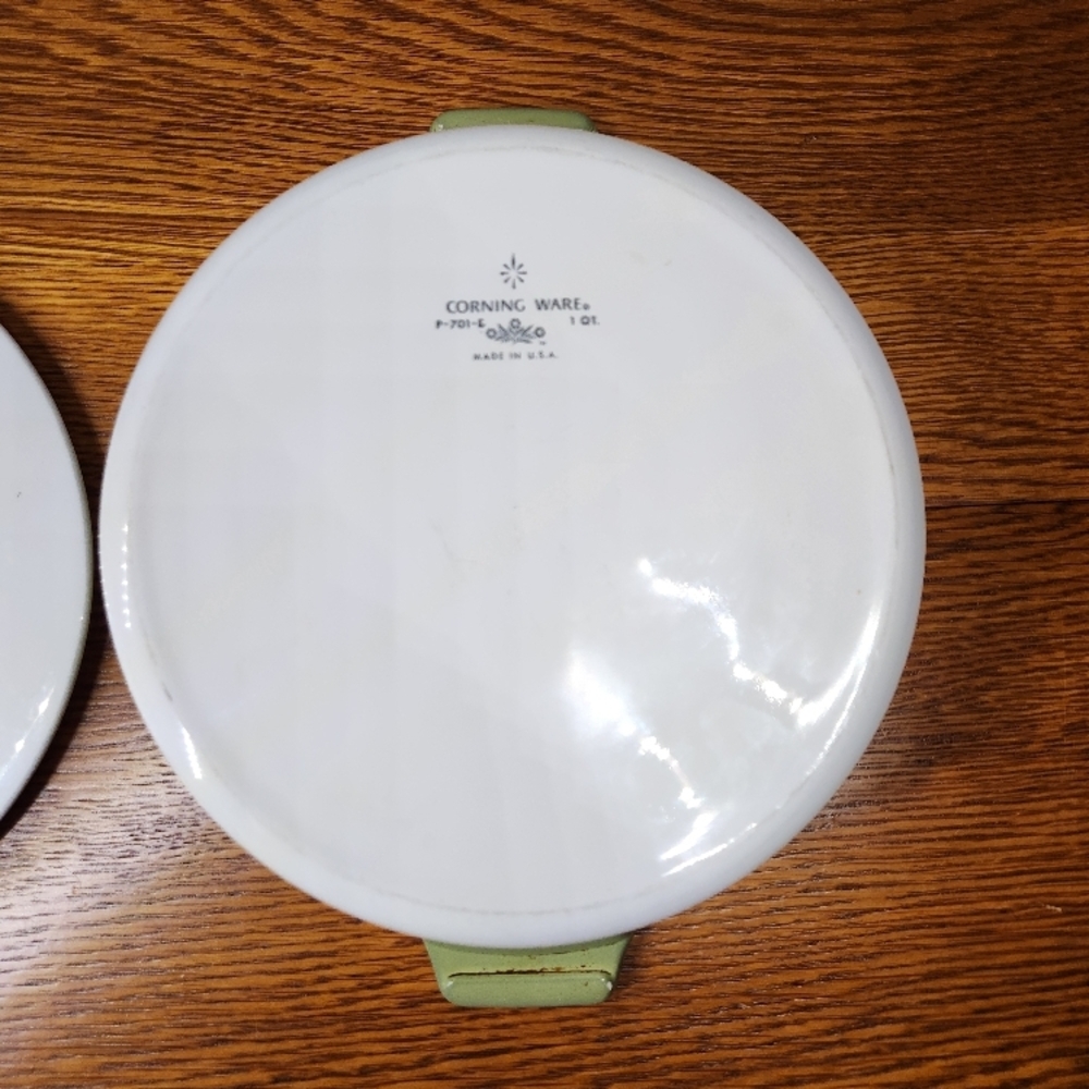 Corningware Covered Casserole Dish P-701-B - Picture 6 of 12